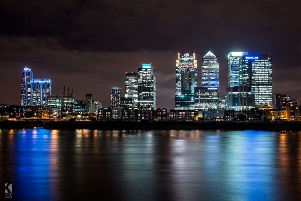 Canary Wharf in London at night