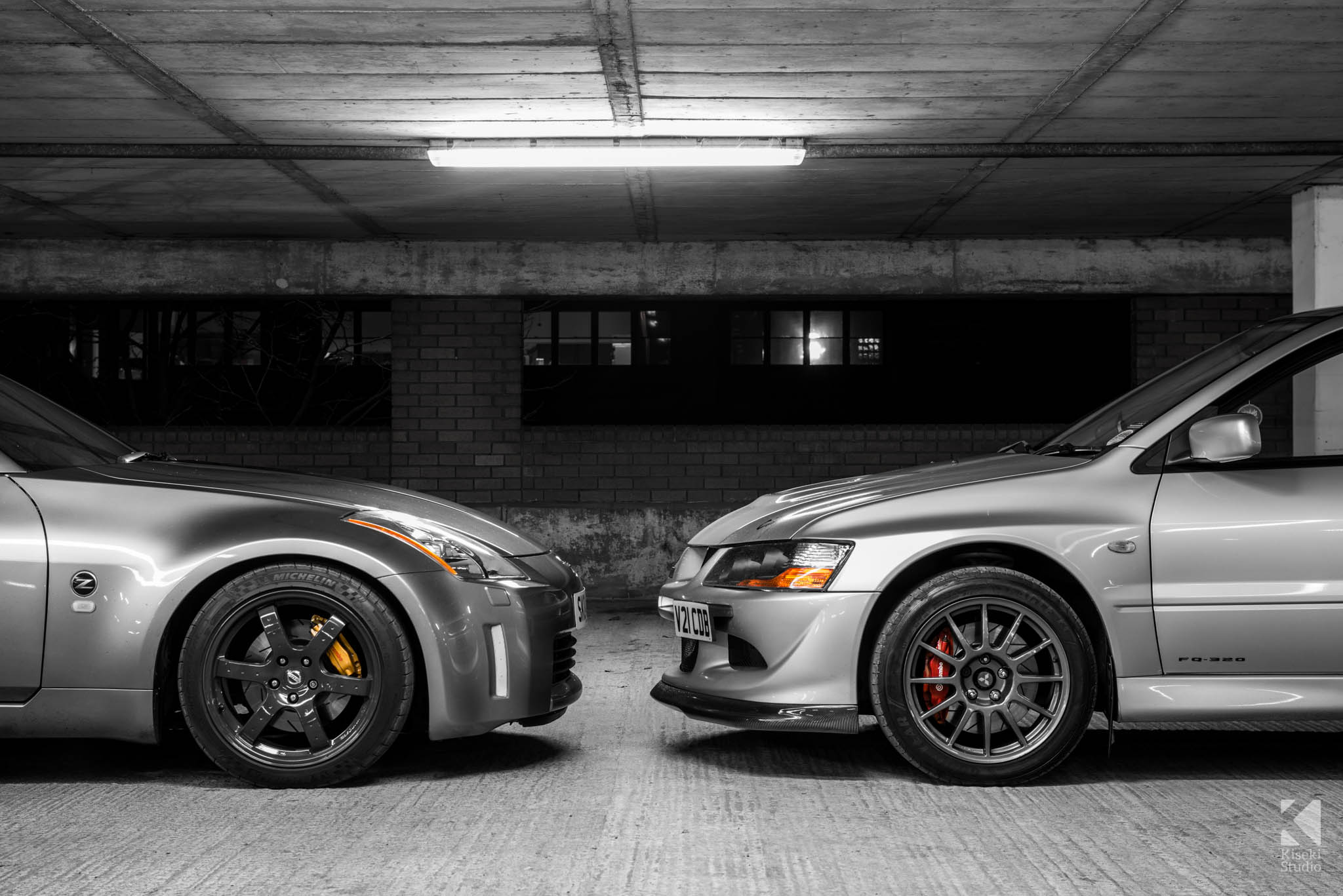 Nissan 350Z Z33 vs Mitsubishi Lancer Evolution 9 MR