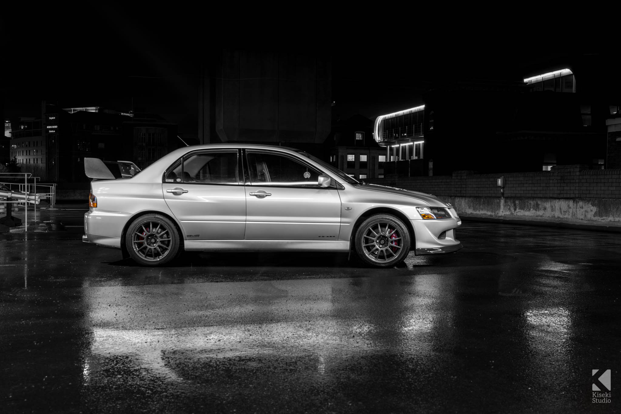 Mitsubishi Lancer Evolution 9 MR in Silver