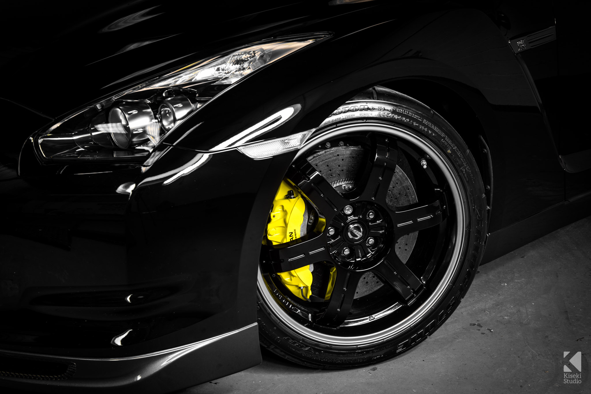 Nissan GT-R Spec V R35 Carbon Brakes