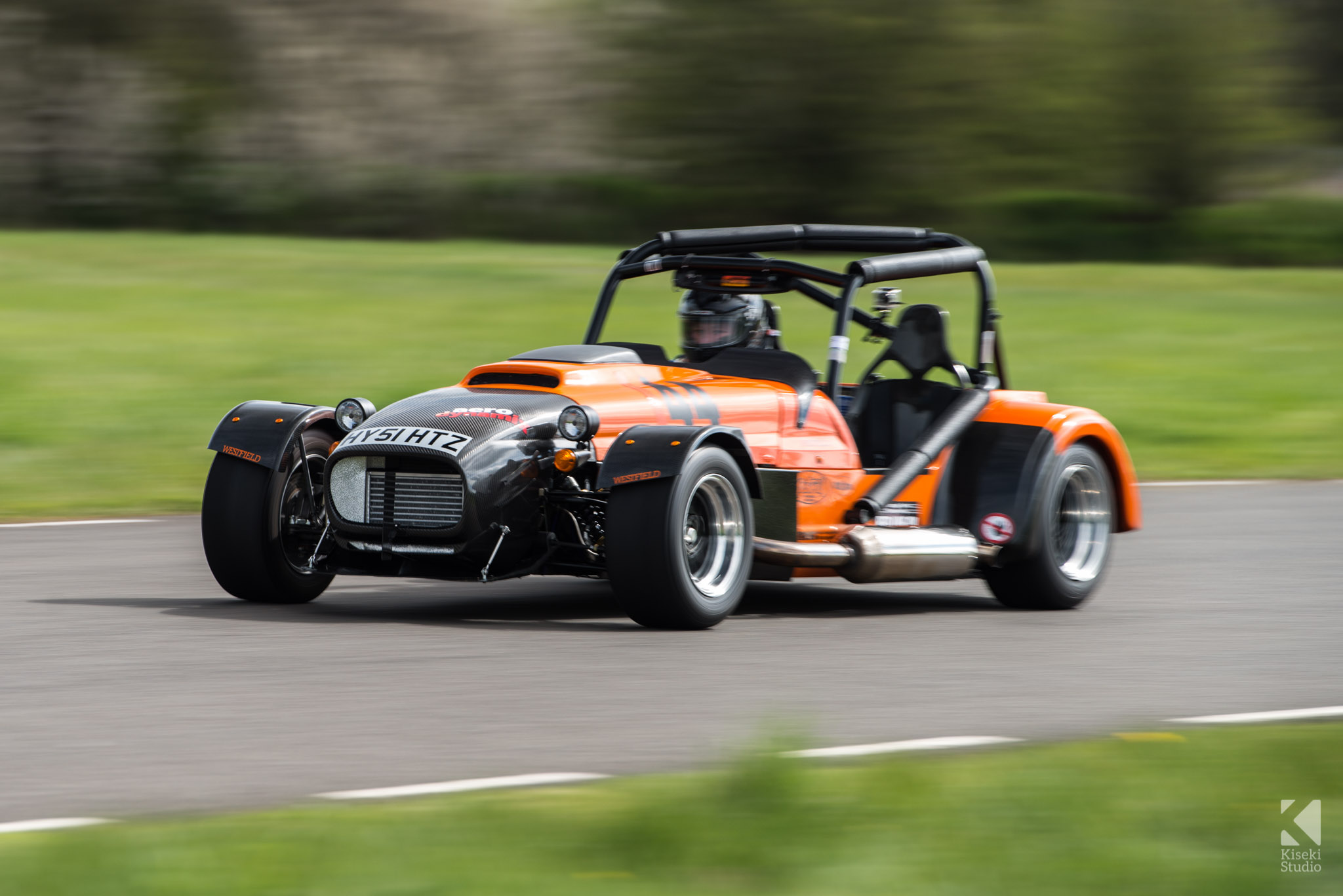 megabusa-westfield-orange-carbon-panning-speed-curborough-sprint-course