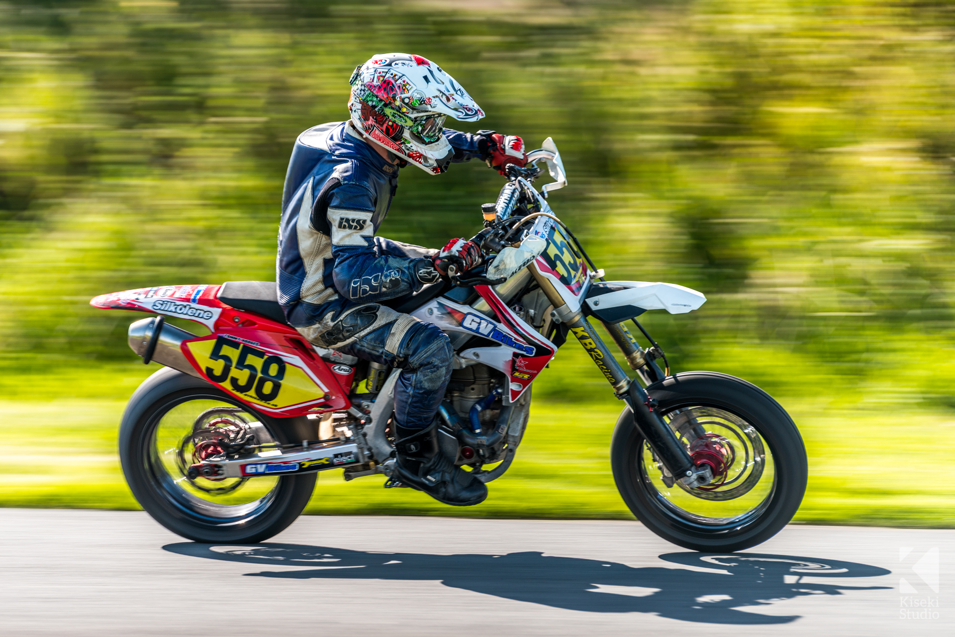 harewood-speed-hillclimb-supermoto-bike-motorcycle-fast-panning-motion