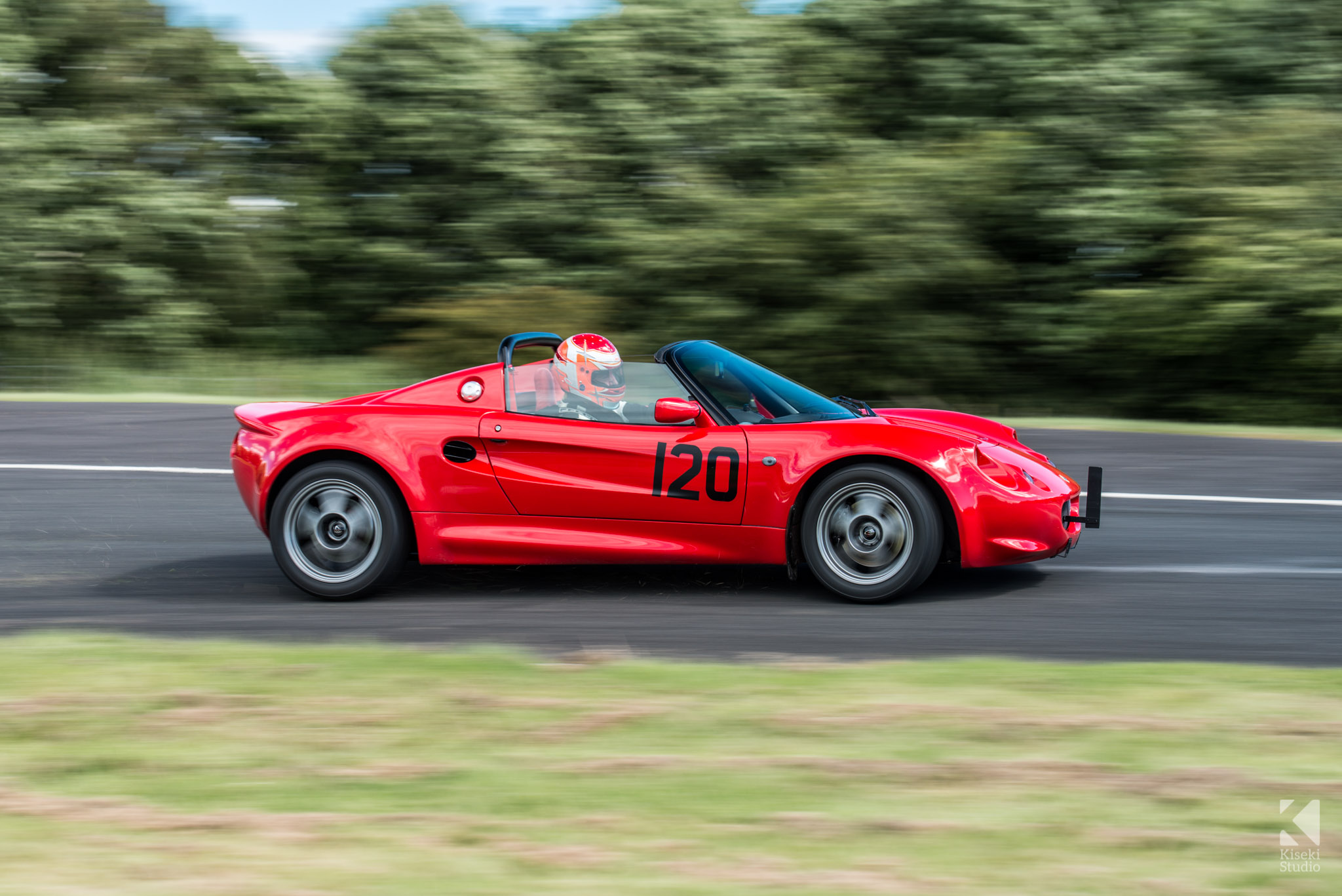 lotus-elise-harewood-speed-hillclimb-final-corner