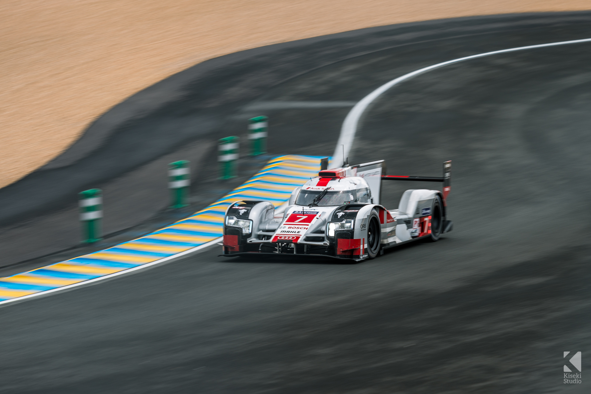 24 Hours Le Mans - Audi Hybrid LMP1