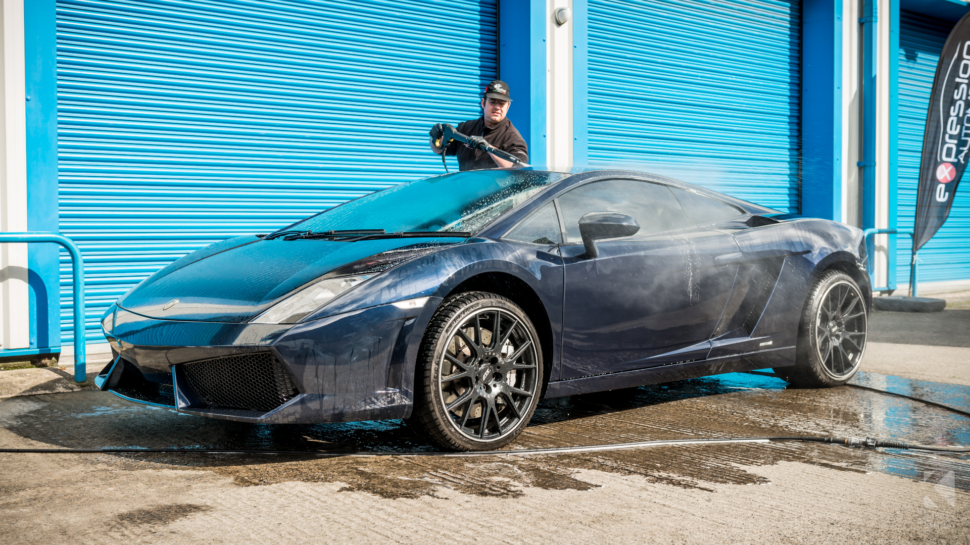 lamborghini-gallardo-full-vinyl-wrap-preparation-video-washing-cleaning-expression-automotive