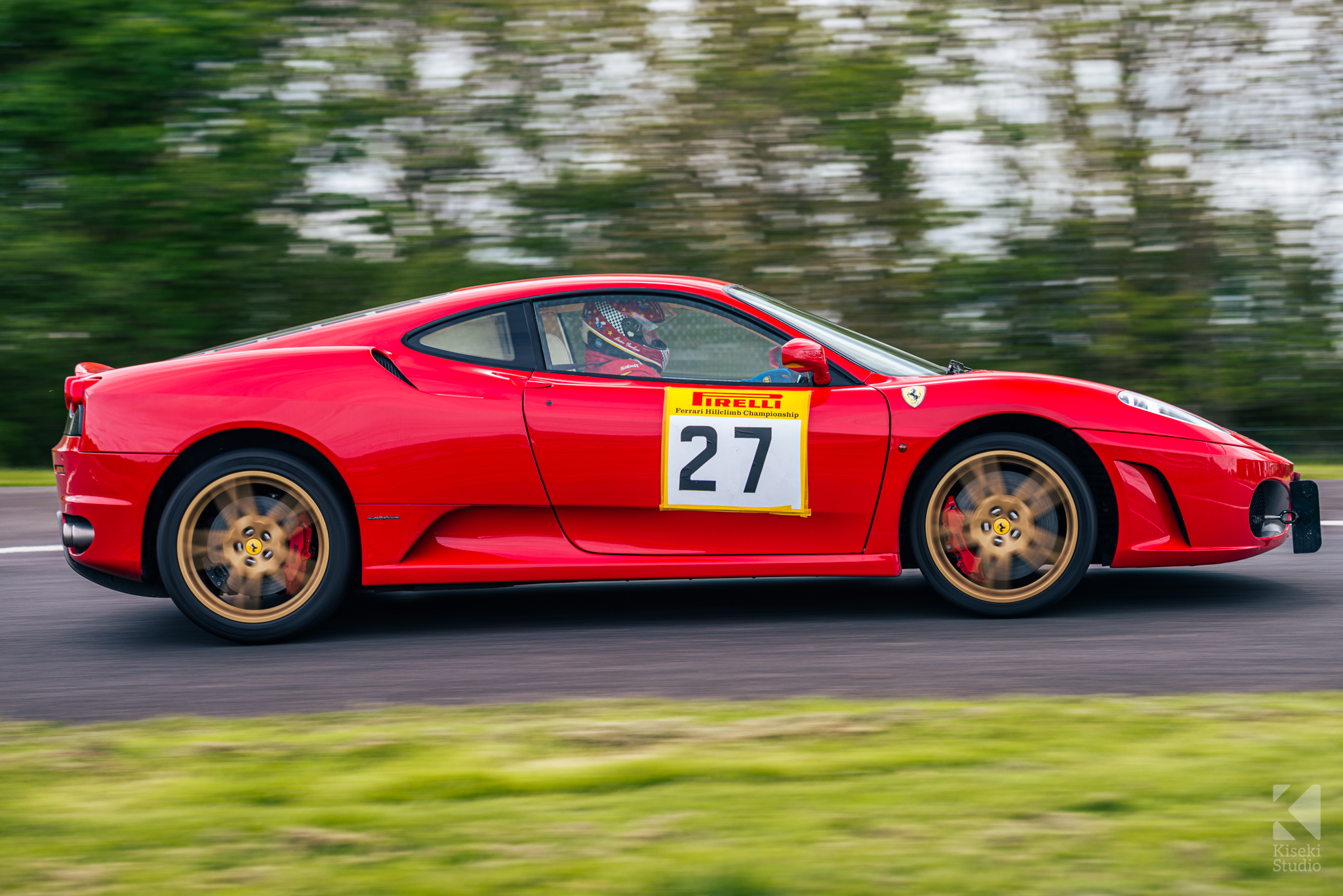 harewood-speed-hillclimb-ferrari-f430-gold-wheels-rosso-fast-motion